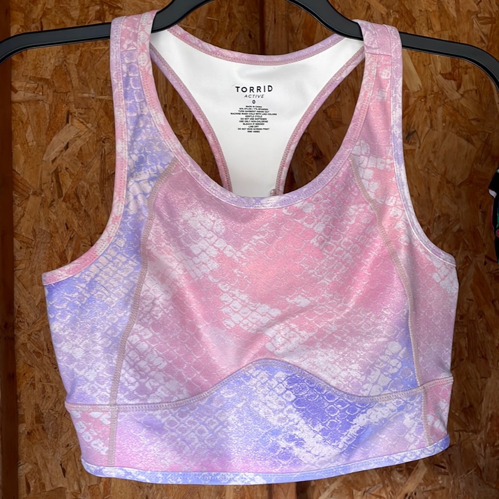 Torrid metallic sports bra size 0 NWOT